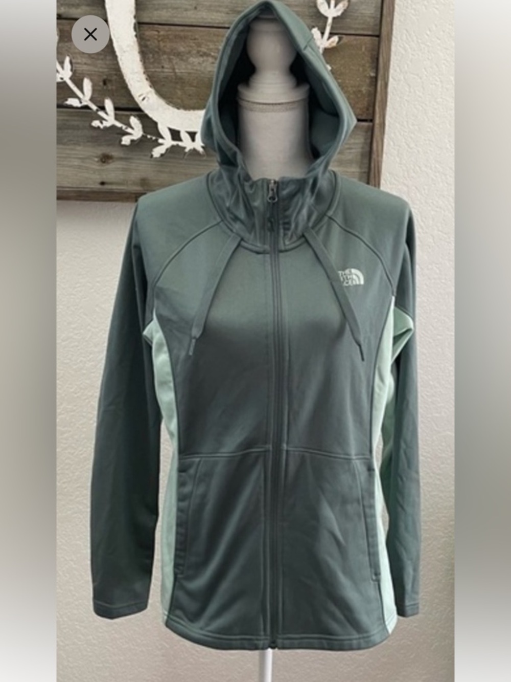 The North Face Green‎ hooded full zip jacket ladies L
